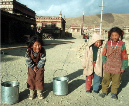 Bambini tibetani.