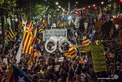 Kundgebung in Barcelona am 21. Oktober 2017. Foto: Fotomovimiento via Flickr.