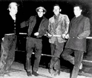 1963 - Operai della Cogne: Marcel Blanchet, Lorenzini, Henry Erba, Peloso. 'Le chemin du S.A.V.T. 1952-2002', 2002