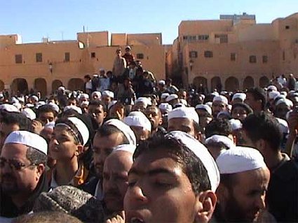 Una manifestazione in Algeria. Foto: algeria-watch.org
