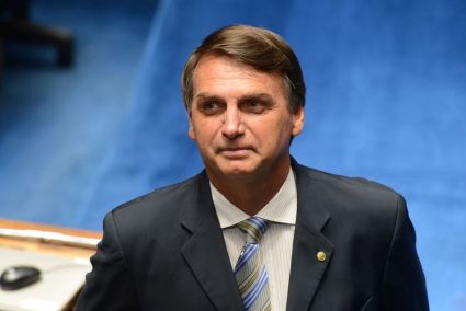 Jair Bolsonaro vincitore del primo turno delle elezioni presidenziali in Brasile. Bolsonaro &egrave; famoso per le sue dichiarazioni razziste, omofobe e sessiste. Foto: Antonio Cruz via Wikimedia Commons CC BY 3.0 br.