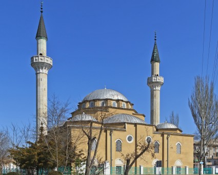 Moschee Dzuma-Dzami in Jewpatorija auf der Halbinsel Krim. Foto: A.Savin, WikiCommons.