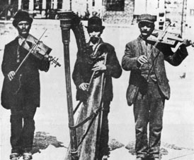 Una vecchia foto di musicisti zingari